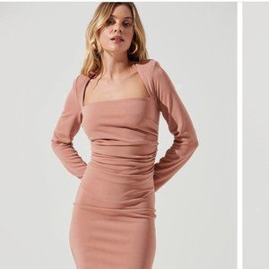 VOLUME SHOULDER LONG SLEEVE DRESS